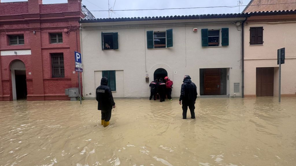 In Emilia Romagna resta l'allerta rossa, nessun dispersoi