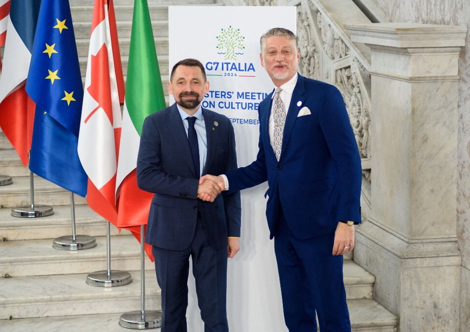 g7 cultura napoli giuli difesa identita