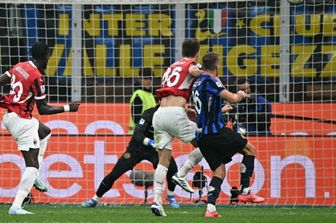 La zuccata di Gabbia che regala al Milan i tre punti nel derby contro l'Inter