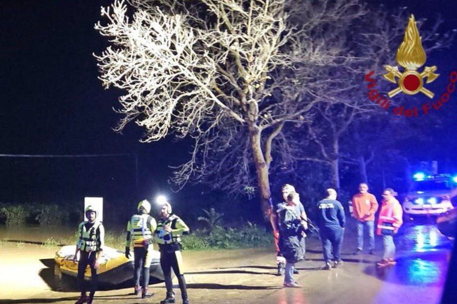 Vigili del Fuoco impegnati a Pisa