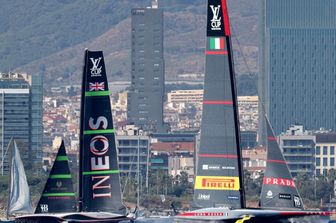 luna rossa ineos britannia finale louis vuitton cup