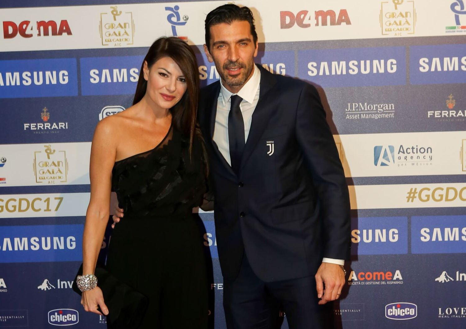 gigi buffon e ilaria damico sposi in lucchesia