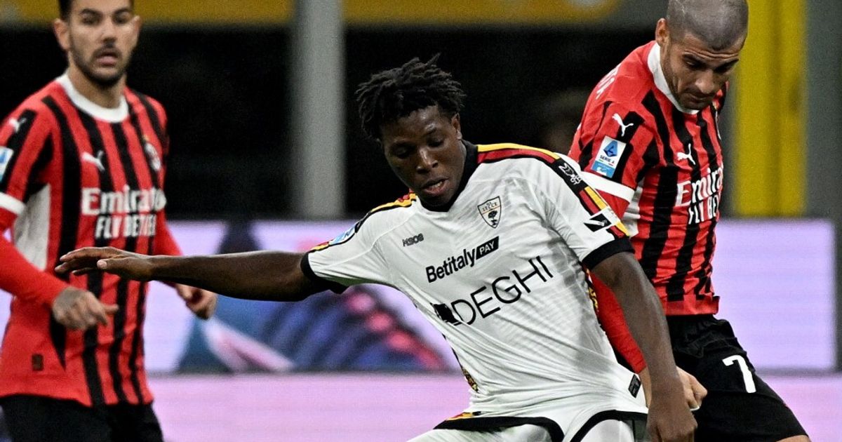 Tre gol in 5 minuti e il Milan conquista la vetta