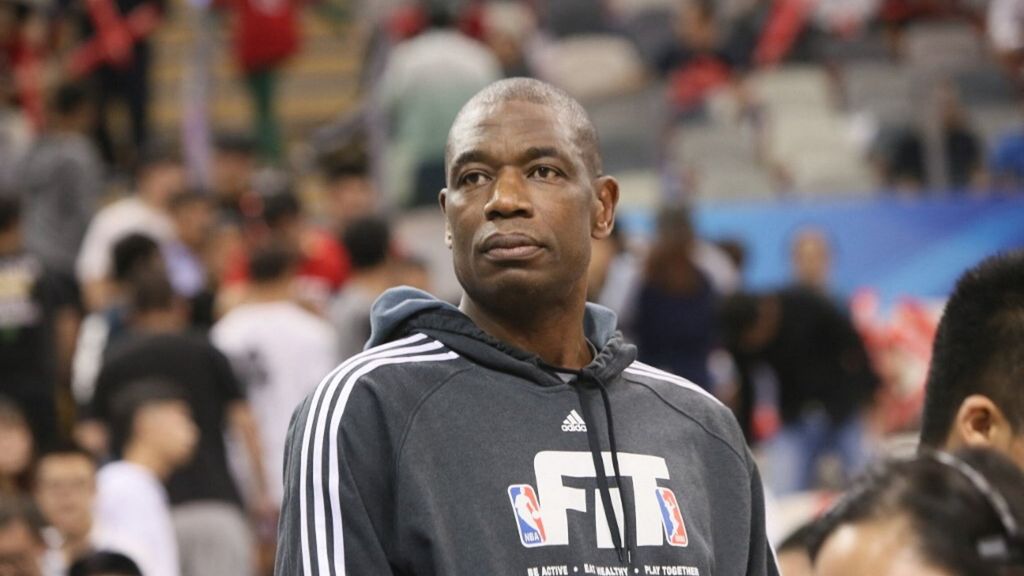 Addio a Dikembe Mutombo, il 're delle stoppate'