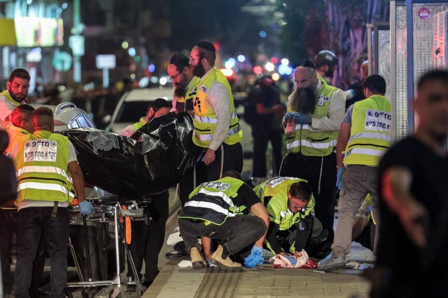 La scena dell'attacco armato alla stazione Ehrlich della metropolitana leggera di Tel Aviv, a Jaffa, a sud di Tel Aviv, il 1° ottobre 2024