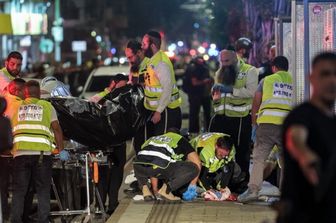 La scena dell'attacco armato alla stazione Ehrlich della metropolitana leggera di Tel Aviv, a Jaffa, a sud di Tel Aviv, il 1° ottobre 2024