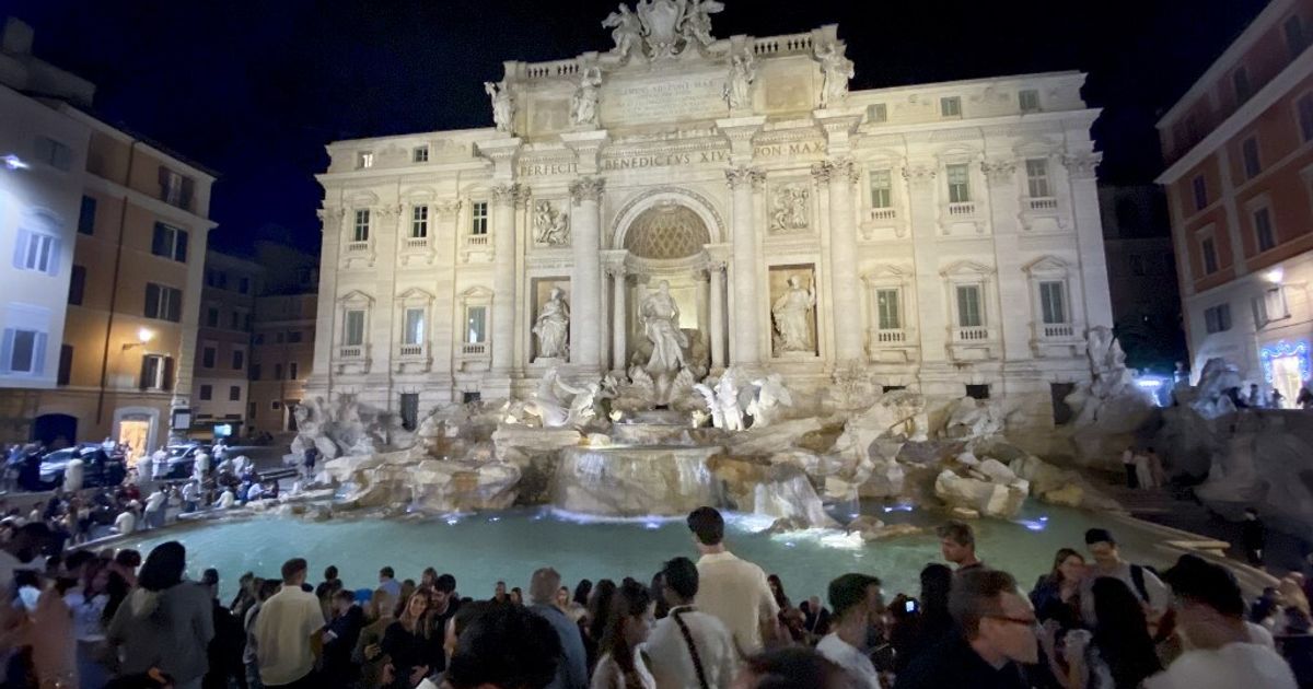 Fontana Trevi 