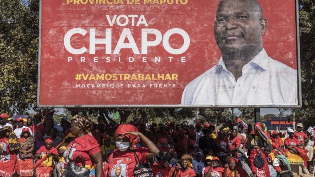 Les partisans du candidat à la présidence du Front de libération du Mozambique (FRELIMO) Daniel Chapo