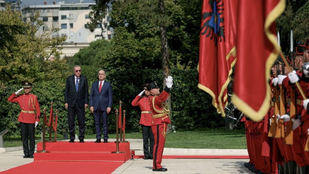 Erdogan in visita in Albania