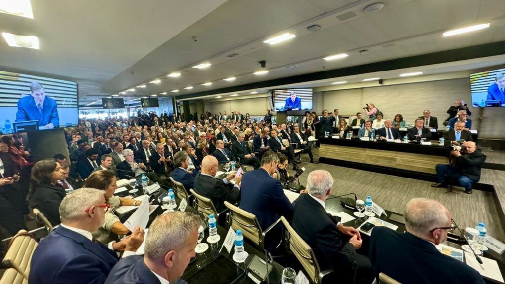 Forum d'affaires Italie-Brésil organisé par le Sistema Italia à Sao Paulo  à l'occasione de la visite de Tajani au Brazil