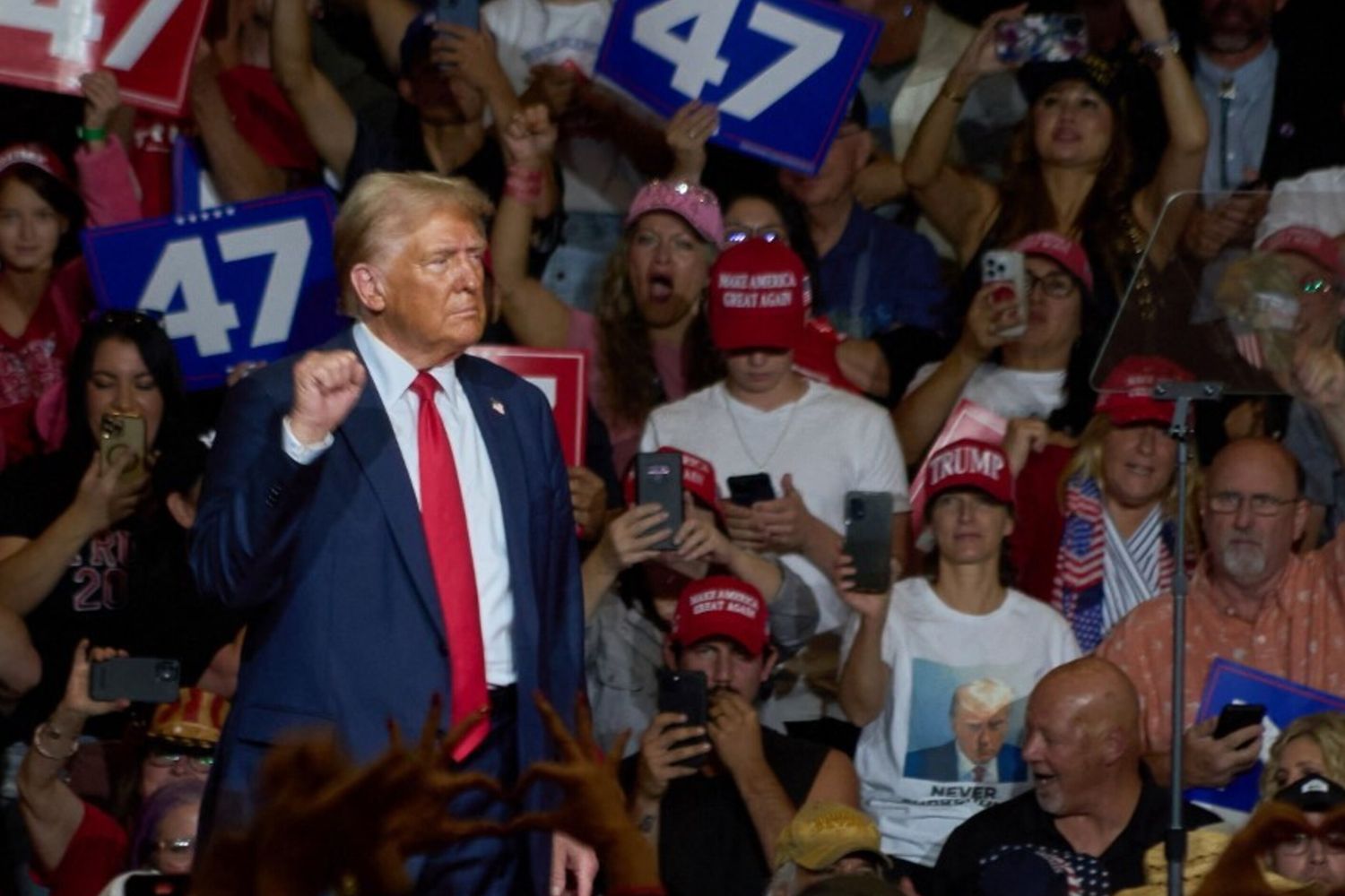 Trump: "Pena di morte per gli immigrati illegali che uccidono gli americani"