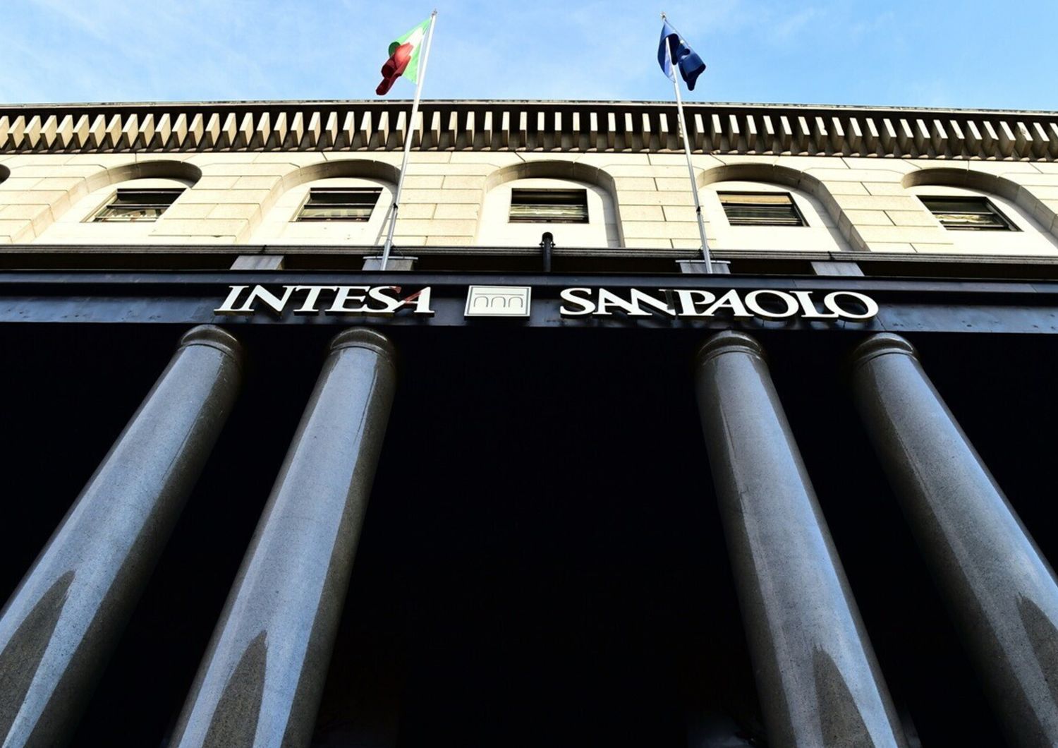 Intesa san paolo (afp)