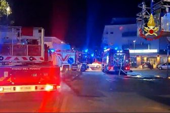 incendio hotel abano terme intossicati