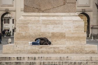 Per colpa del caldo estremo è più a rischio di morte chi vive in strada