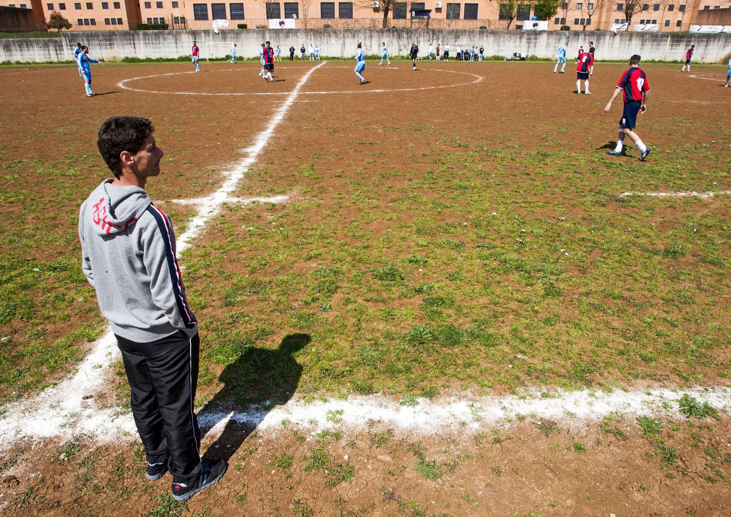 Roma, amichevole tra detenuti nel carcere di Frosinone e Real Morandi, squadra che milita nel campionato di prima categoria