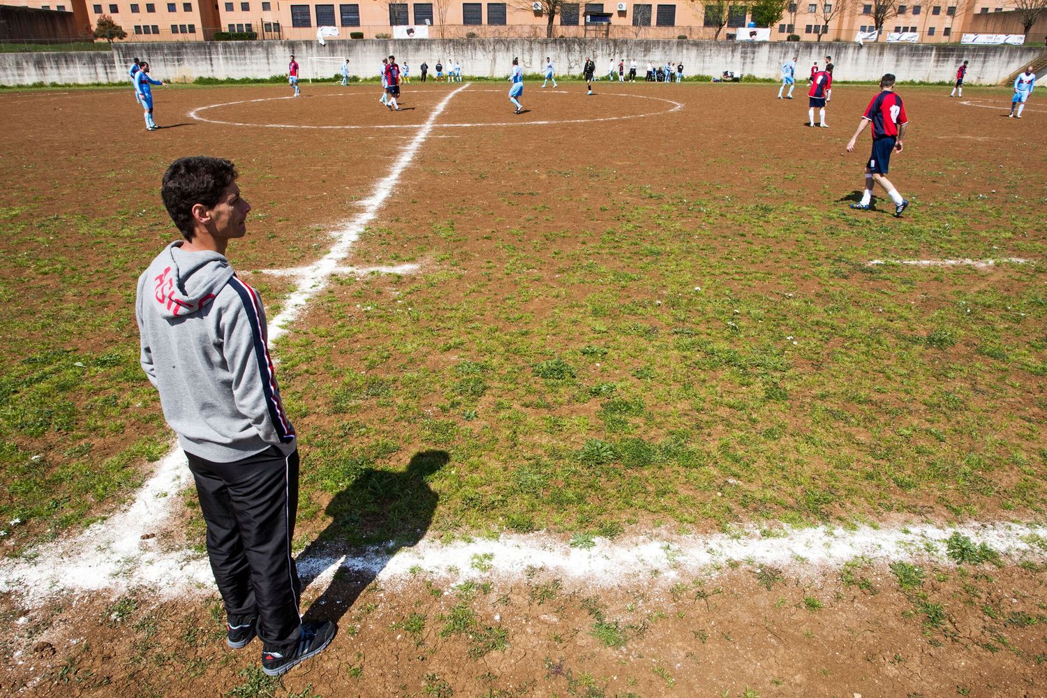 Roma, amichevole tra detenuti nel carcere di Frosinone e Real Morandi, squadra che milita nel campionato di prima categoria