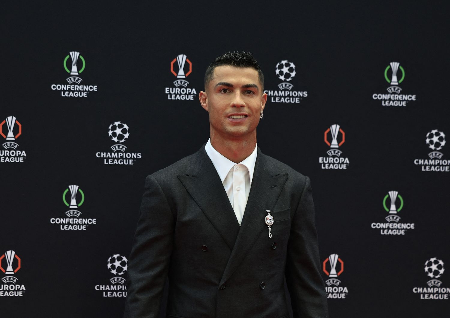 forbes ronaldo calciatore piu pagato al mondo