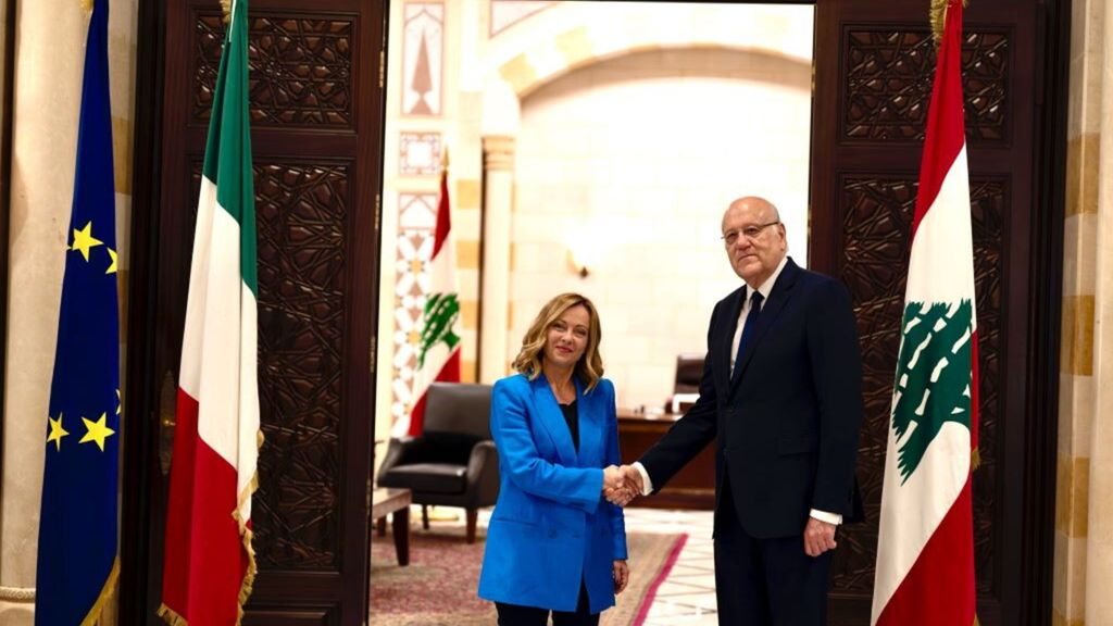 Giorgia Meloni avec  le Premier ministre libanais Najib Mikat