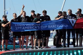 vela new zealand vince americas cup terzo trionfo di fila