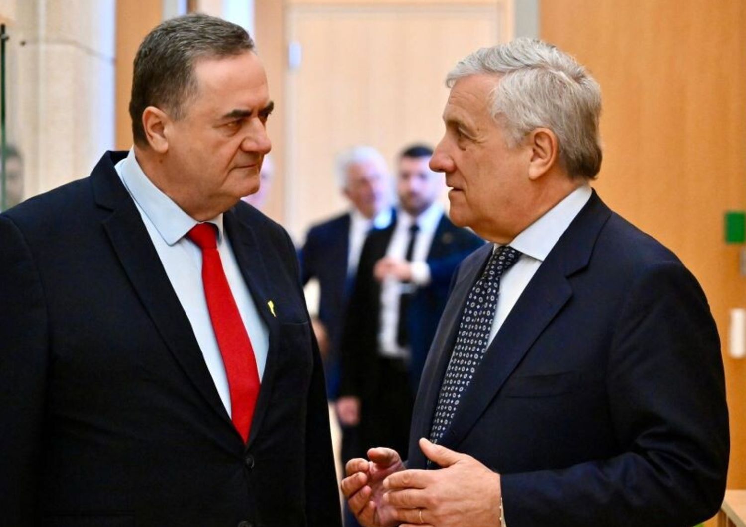 Le ministre des Affaires étrangères Antonio Tajani avec  son homologue, Israel Katz