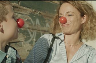 cortometraggio spiega la clownterapia e perche fa bene