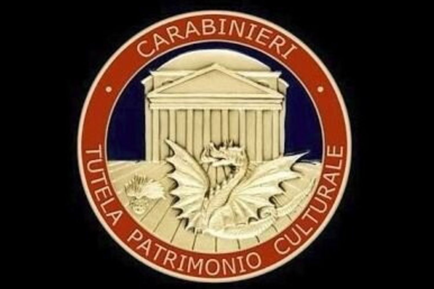 Torna alla biblioteca di Arezzo un raro testo del '700 trafugato nel 1993