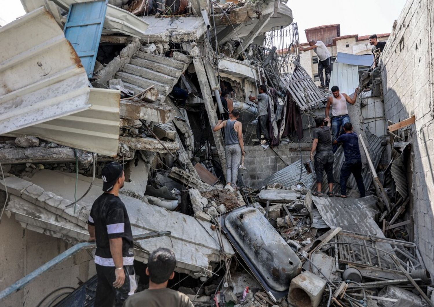 medio oriente aerei israele su jabaliya 150 tra morti e feriti