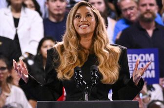 Usa 2024 Beyonce&#39; appoggia Harris qui come madre