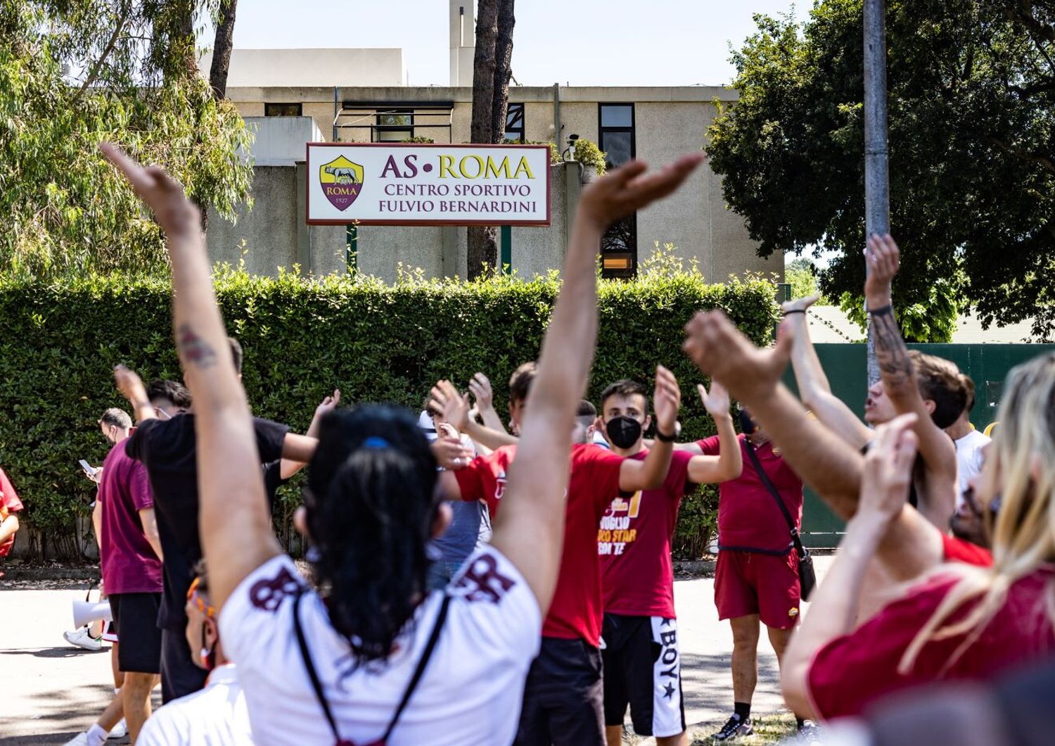 calcio roma panchina juric traballa de rossi ipotesi ritorno