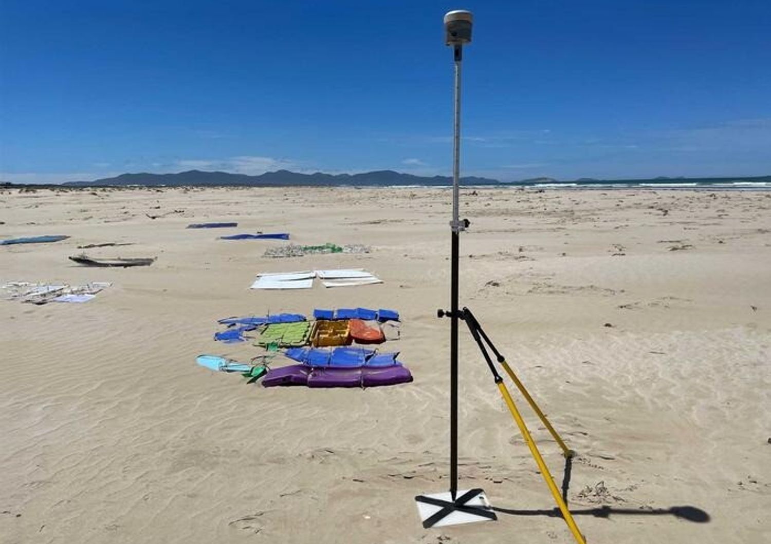 Sostenibilita plastica spiagge visibile spazio