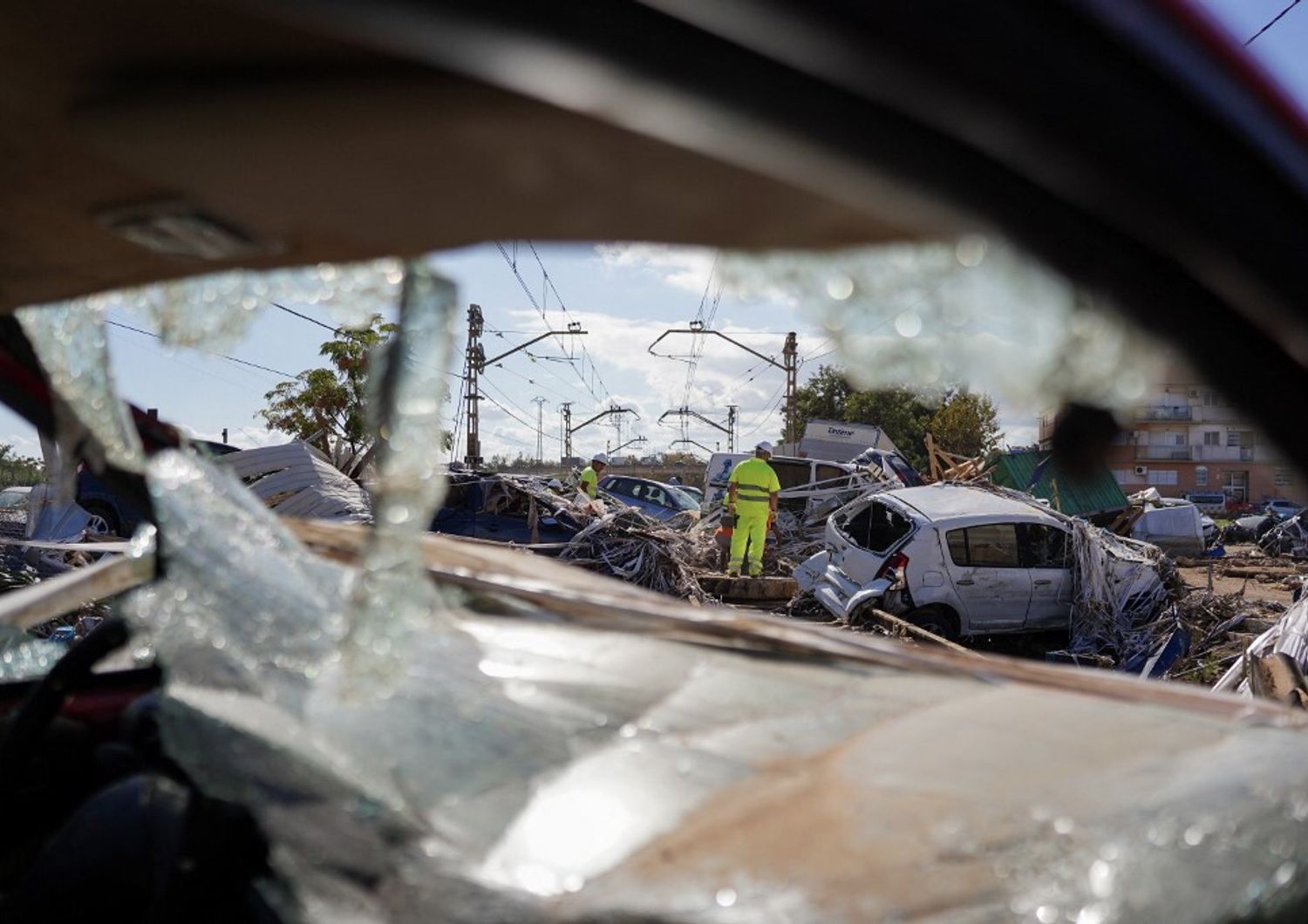 Auto ammassate a Valencia