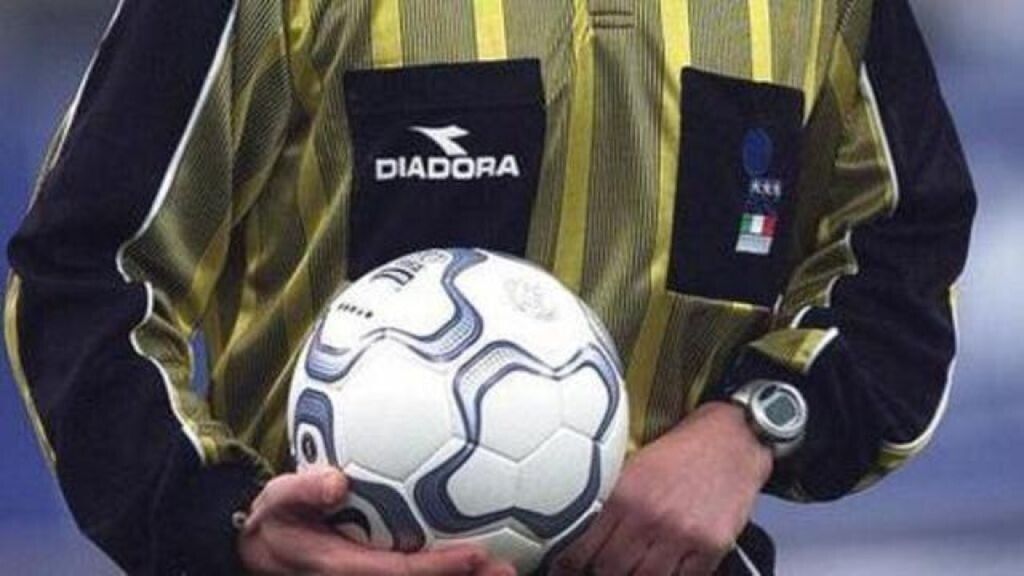 "Il nuovo capo degli arbitri sia un manager". Il passo indietro del presidente Carlo Pacifici