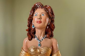 Greta Cool diventa una statuina di San Gregorio Armeno