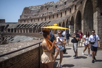 Turisti al Colosseo