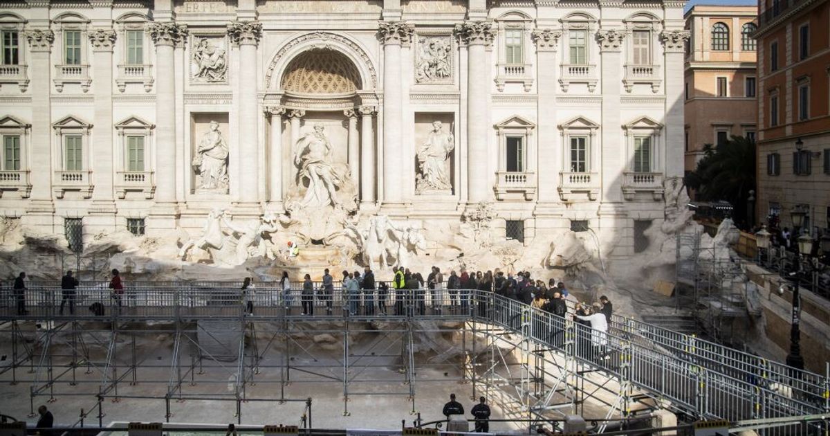 Duro attacco del New York Post, la fontana di Trevi sostituita da una orrenda piscina