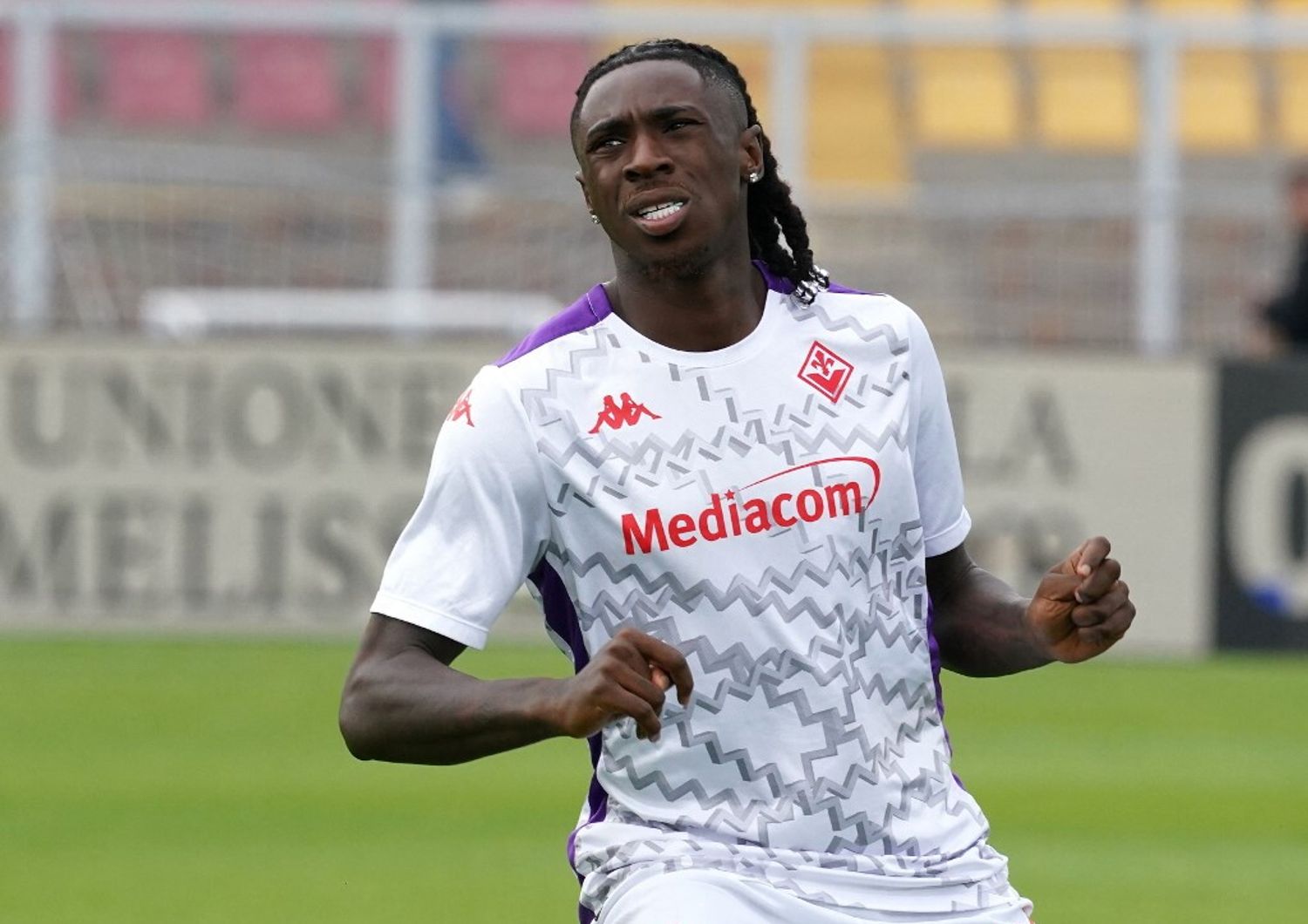 calcio la fiorentina batte il verona grazie a moise kean