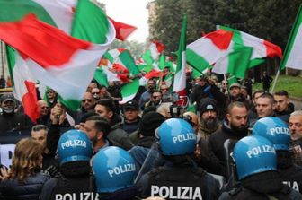 Corteo di CPI a Bologna