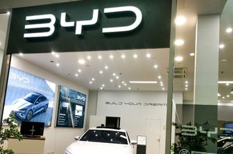 auto elettrica byd