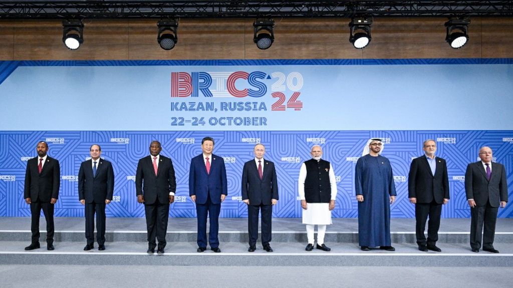 Photo de groupe  des dirigeants des BRICS lors du 16e sommet à Kazan, en Russie, octobre 2024