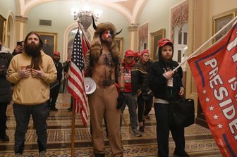 Manifestanti pro-Trump all'interno di Capital Hill, Washington