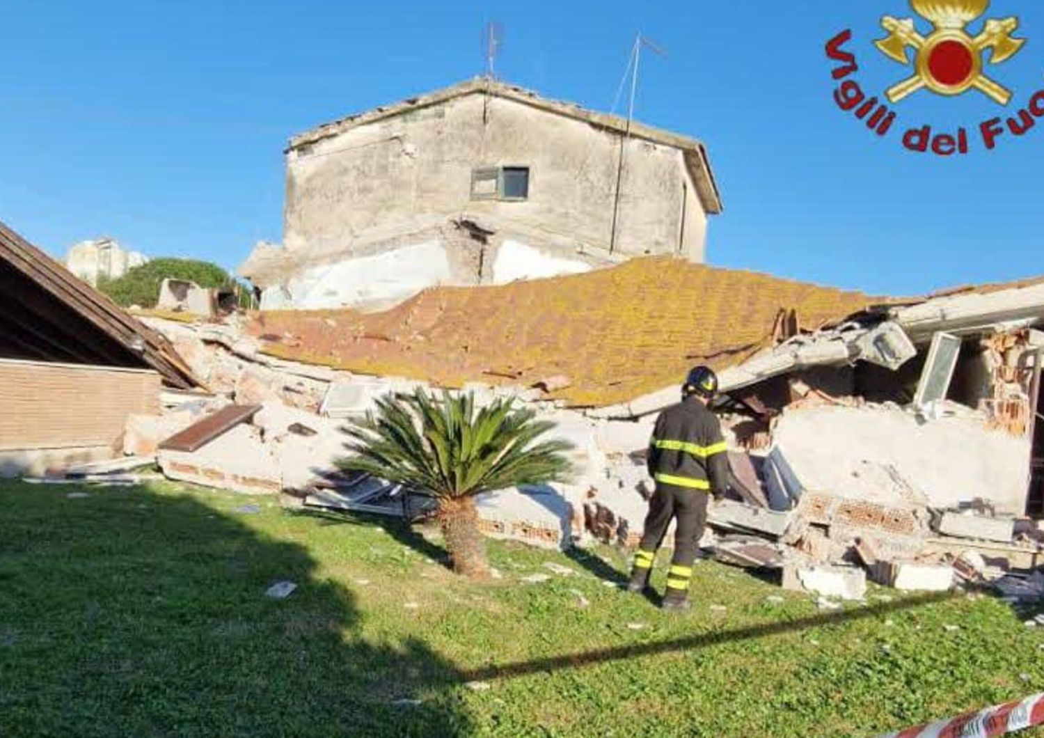 crolla villetta torrimpietra roma