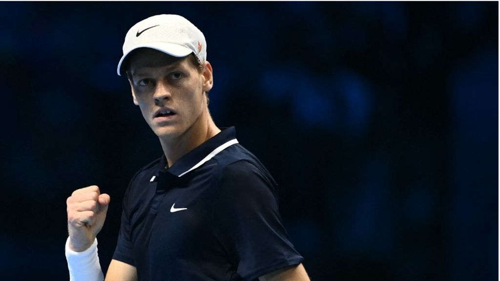 Atp Finals, Jannik Sinner in finale. Travolto Ruud 6-1 6-2 in 70 minuti