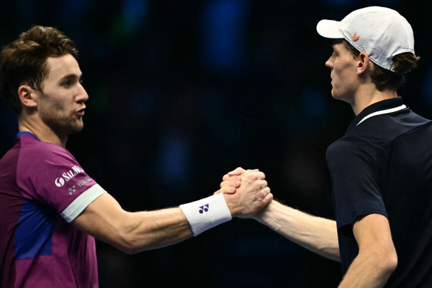 Sinner travolge Ruud e va in finale