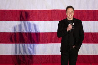 Tensioni tra Musk e i consiglieri di Trump