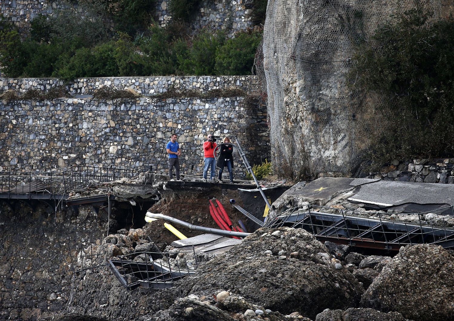 Attesa in Liguria la più alta mareggiata dell'anno