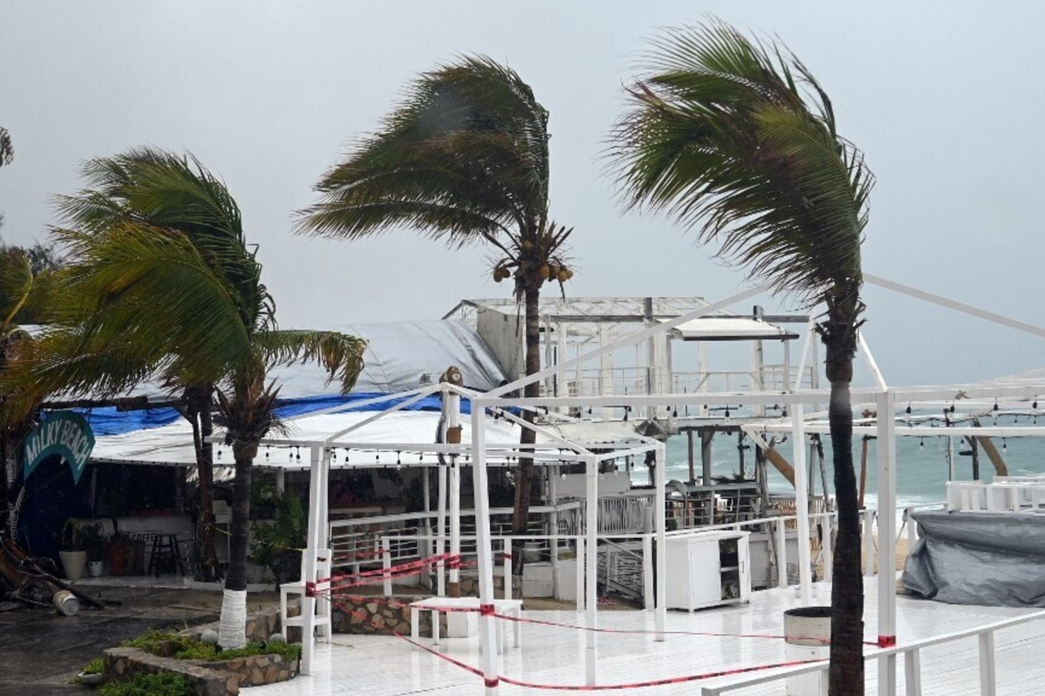 Perché il climate change ha reso gli uragani ancora più veloci