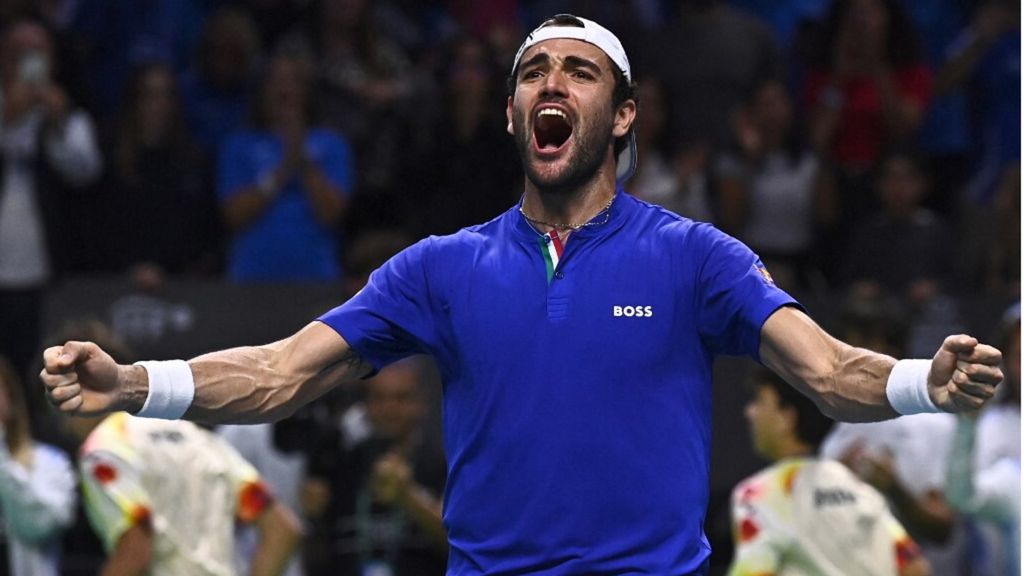 L'Italia a un passo dalla Coppa Davis. Berrettini batte 6-4 6-2 Van de Zandschulp. Adesso tocca a Sinner