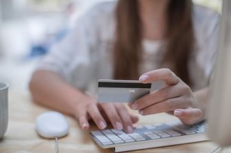 shopping online carta computer