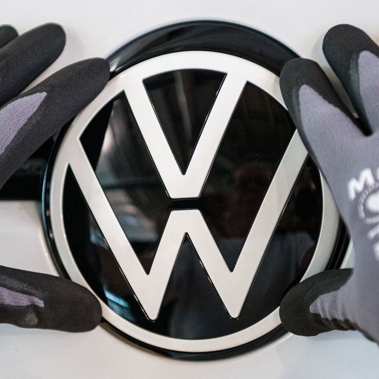 Volkswagen, da lunedì dipendenti in sciopero. I sindacati, "sarà una battaglia durissima"