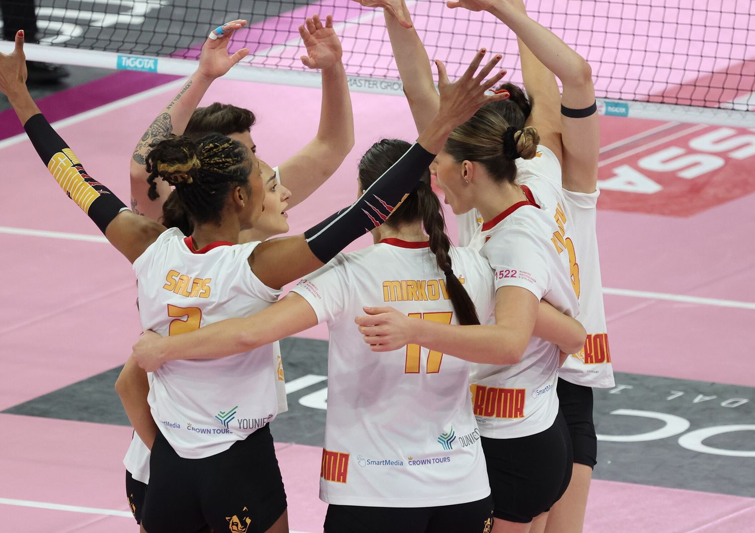 smi roma volley ritrova la vittoria a perugia